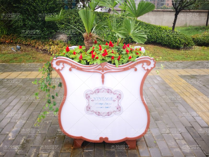 鋁合金花箱、PVC花箱孰好孰壞？