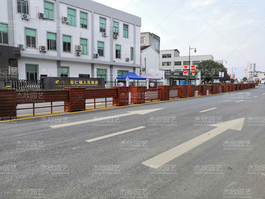 道路花箱護(hù)欄尺寸多少？選什么顏色好看？